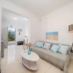 Avra Charming House * Khelmáta