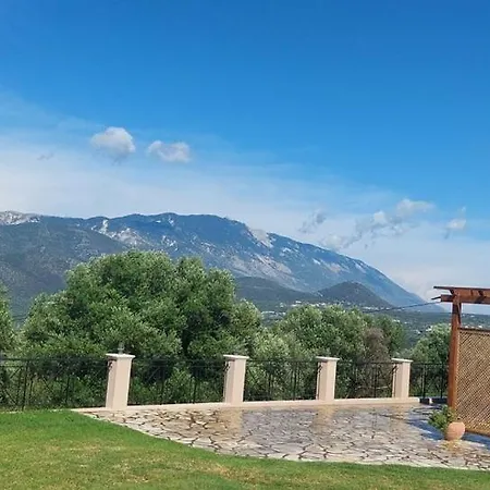 Avra Charming House *