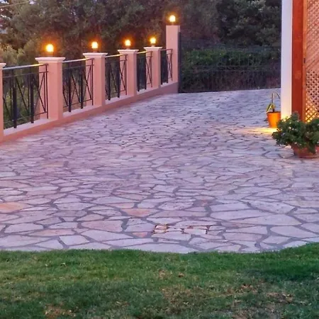 Διαμέρισμα Avra Charming House