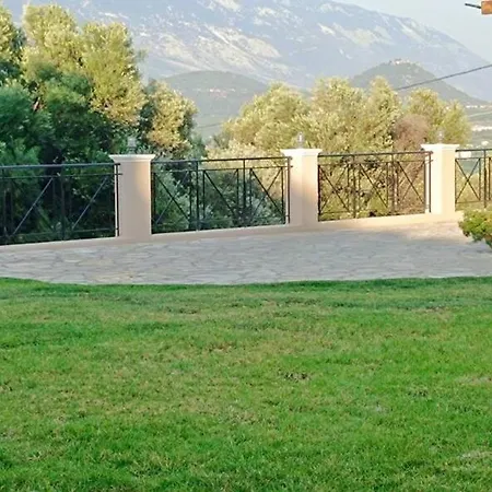 Avra Charming House Διαμέρισμα Χελμάτα