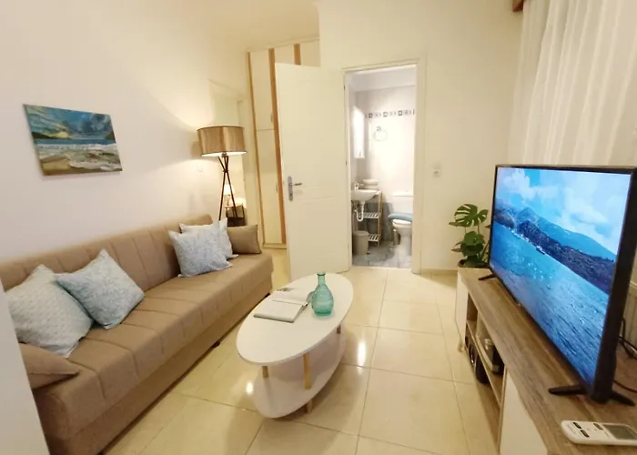 Avra Charming House *