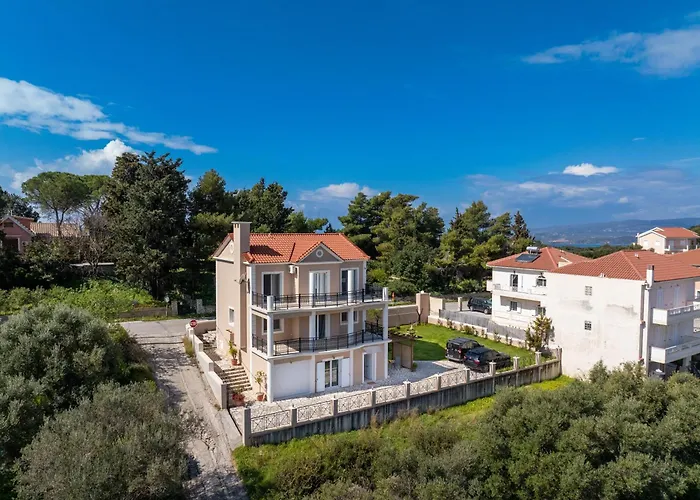 Appartamento Avra Charming House Khelmáta